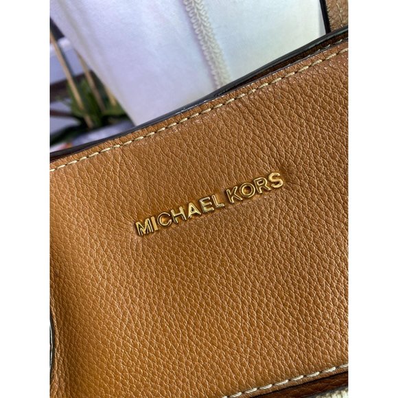 Michael Kors Marina North South Drawstring Tote - Picture 6 of 12